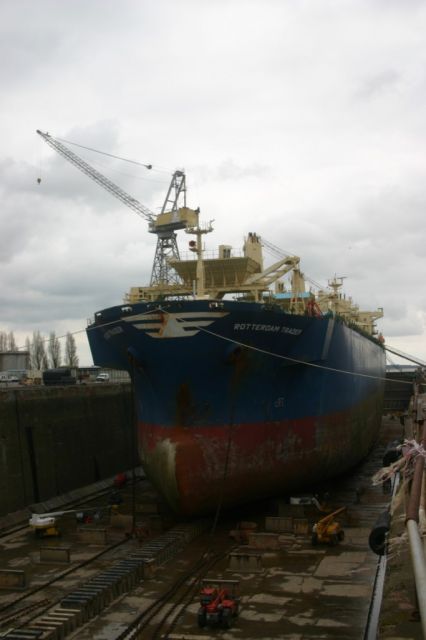 Rotterdam trader - ecluse Joubert - 20 mars 2008.JPG